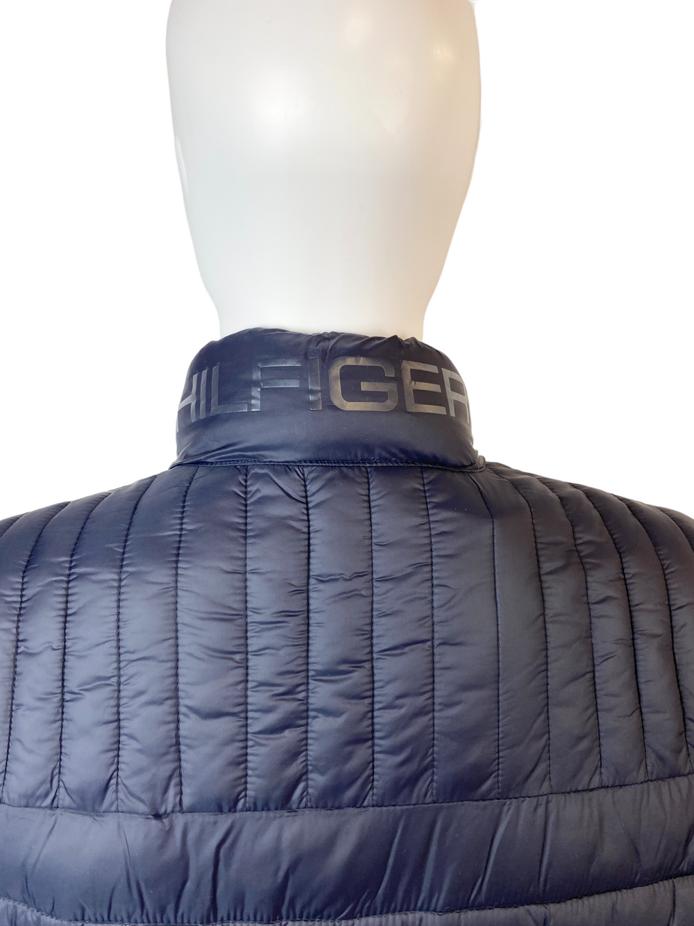 Tommy Hilfiger Mens Quilted Nylon Packable Winter Jacket - 150AN796